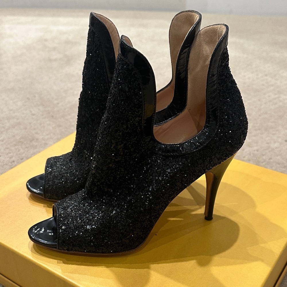 Jerome Rousseau Elegant Black Peep-Toe Heels/ Ankle Booties Size 7